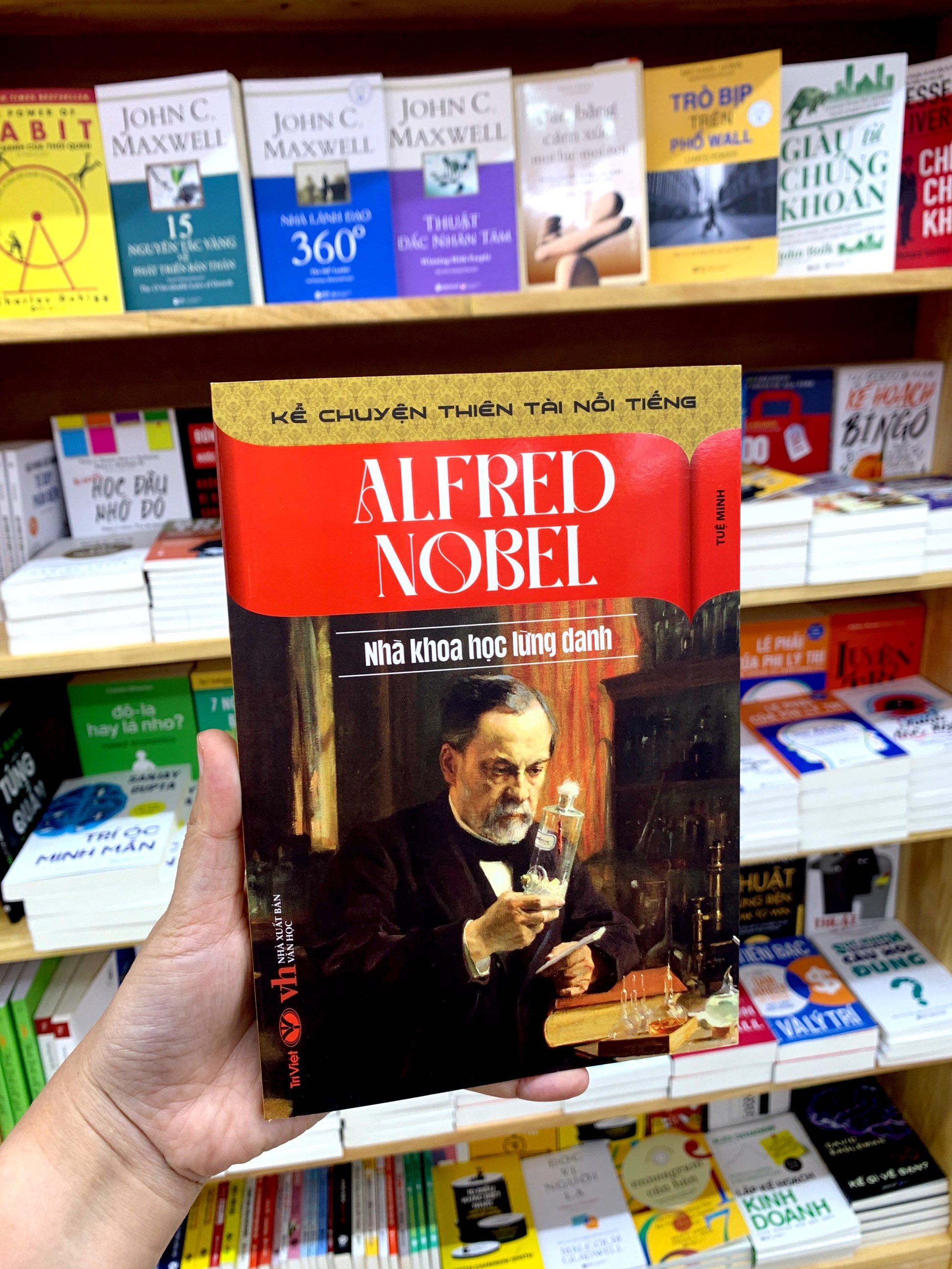 Kể Chuyện Thiên Tài Nổi Tiếng - Alfred Nobel - Nhà Khoa Học Lừng Danh PDF